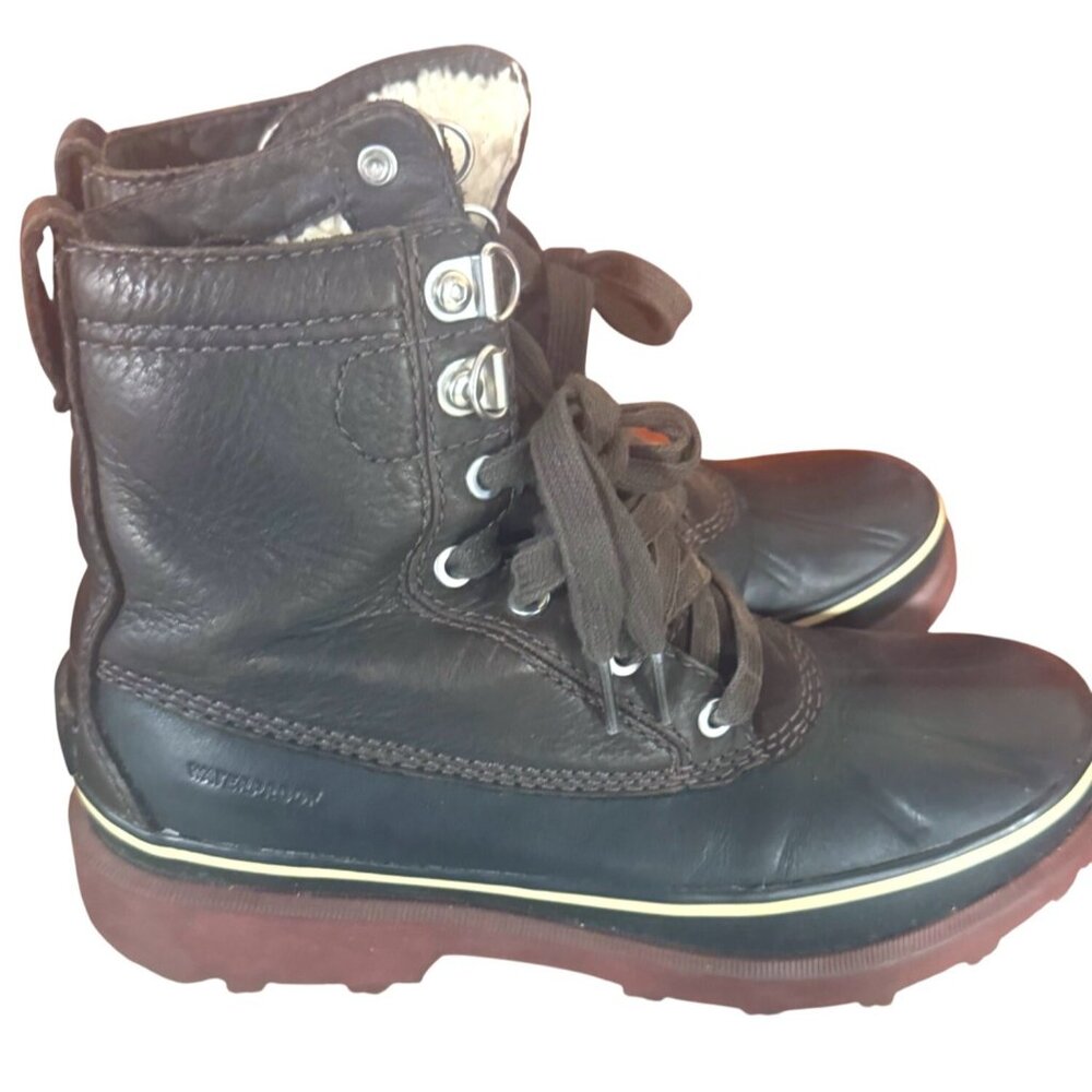 Sorel Caribou Boots Mens Size 8  Waterproof Leather Boots Black Shearling Lined